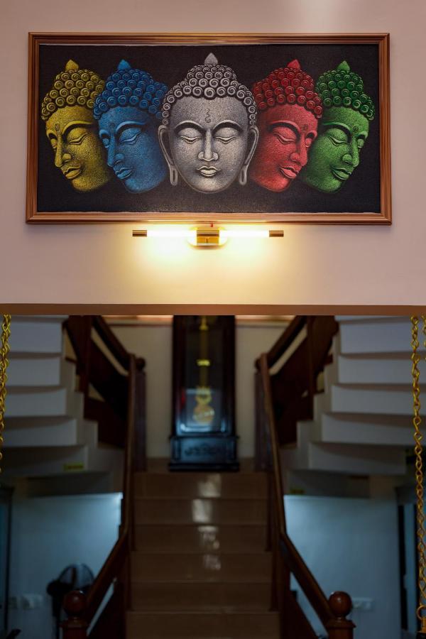 Parudeesa - Heavenly- Luxurious Palace Look-Near Cbd - Kerala - India With Breakfast Kāladi Exteriér fotografie