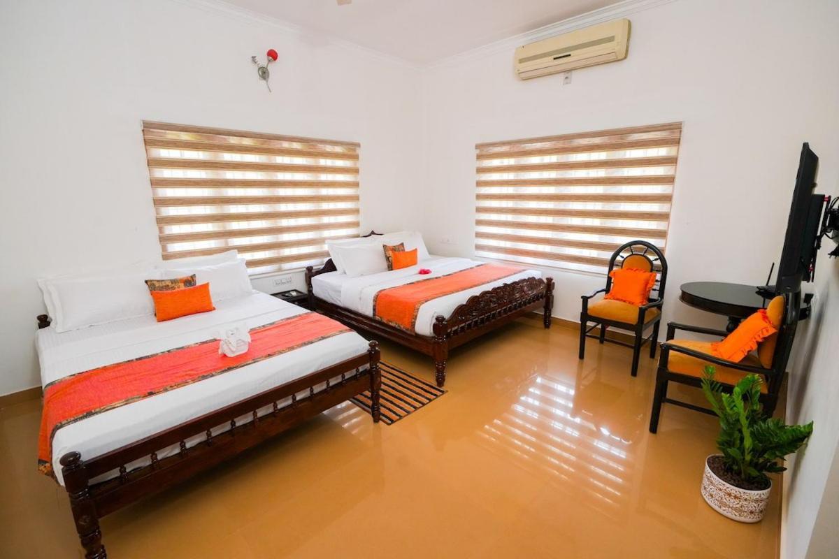 Parudeesa - Heavenly- Luxurious Palace Look-Near Cbd - Kerala - India With Breakfast Kāladi Exteriér fotografie