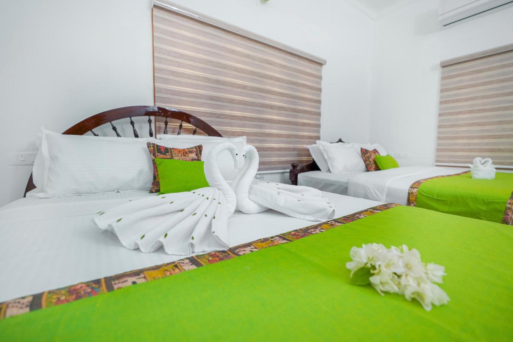 Parudeesa - Heavenly- Luxurious Palace Look-Near Cbd - Kerala - India With Breakfast Kāladi Pokoj fotografie